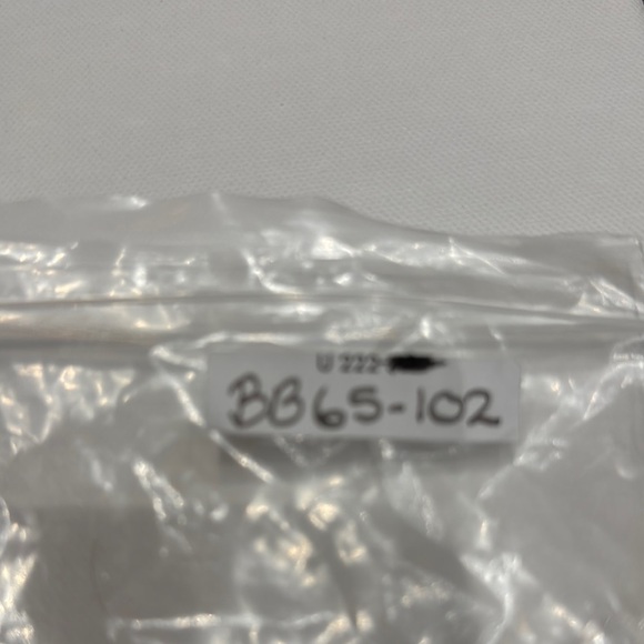 Elegant Blue and Cream Beaded Necklace - Picture 7 of 7